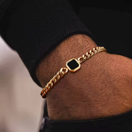 Elegant Gold Bracelet with Black Accent